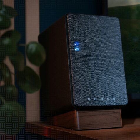 Onkyo-Creator-Closeup-up-of-GX-DB10-with-plant-behind_2000x2000