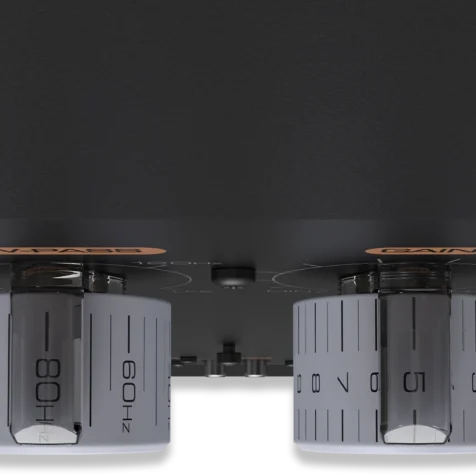 Top-down-view-of-knobs-on-the-amplifier-of-an-RP-1000SW